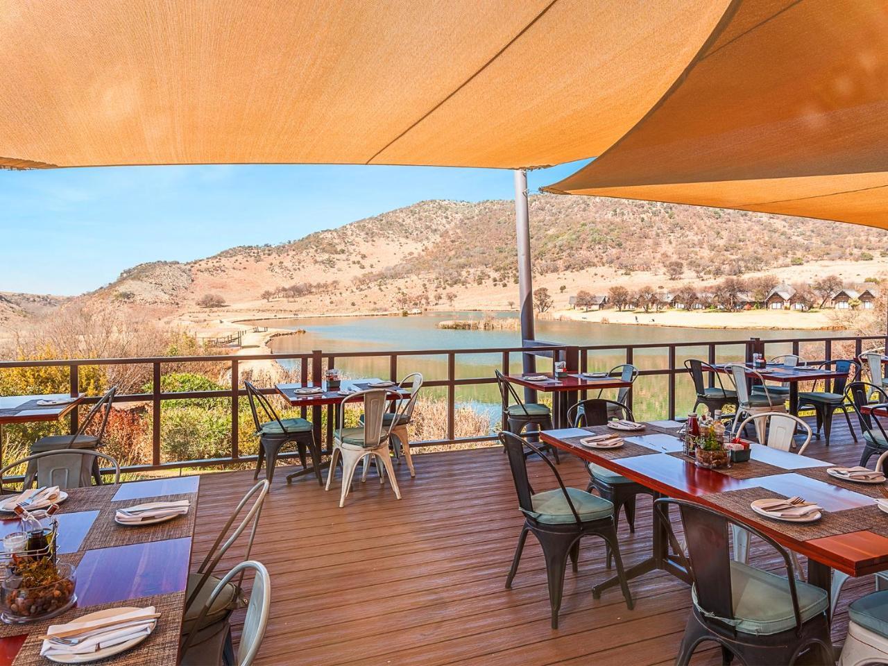 Kloofzicht Lodge & Spa Krugersdorp Exterior photo The Deck at the LaStella Winery